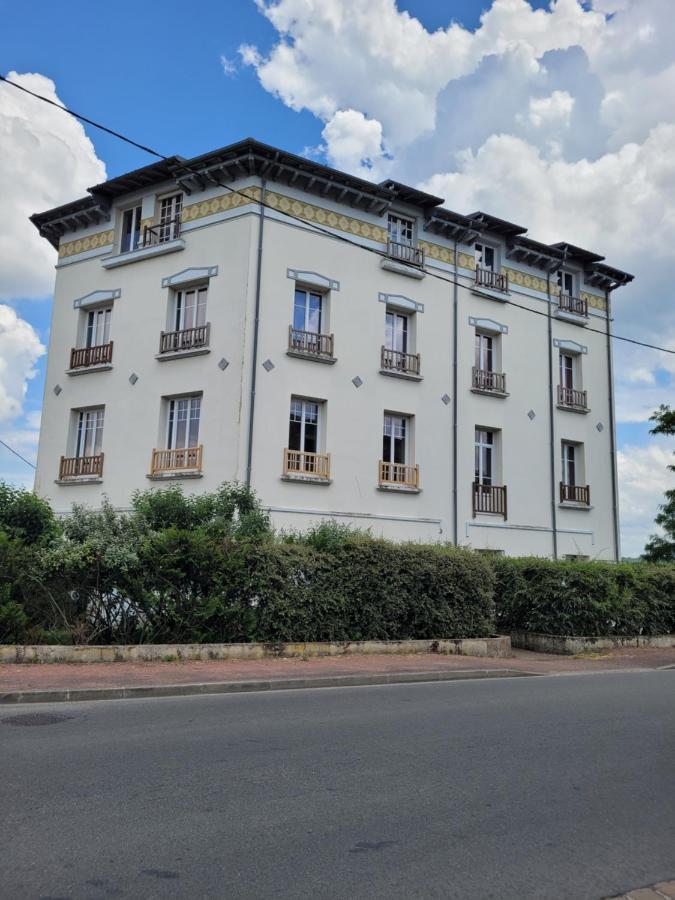 Appartement Meuble Renove Ideal Pour Curistes Ou Vacanciers La Roche-Posay Luaran gambar