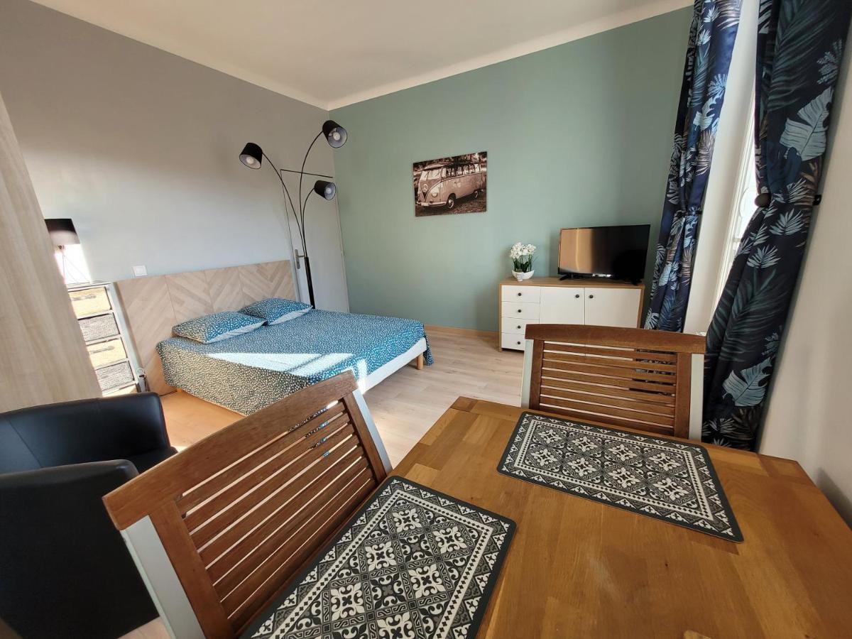 Appartement Meuble Renove Ideal Pour Curistes Ou Vacanciers La Roche-Posay Luaran gambar