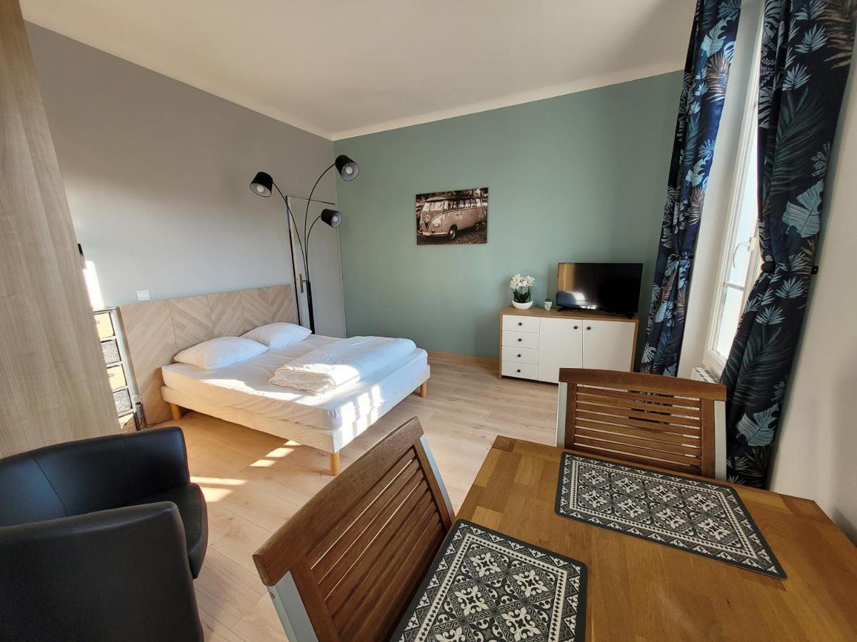 Appartement Meuble Renove Ideal Pour Curistes Ou Vacanciers La Roche-Posay Luaran gambar